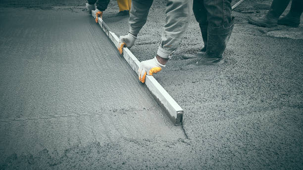 Best Commercial Concrete Services in Tolleson, AZ